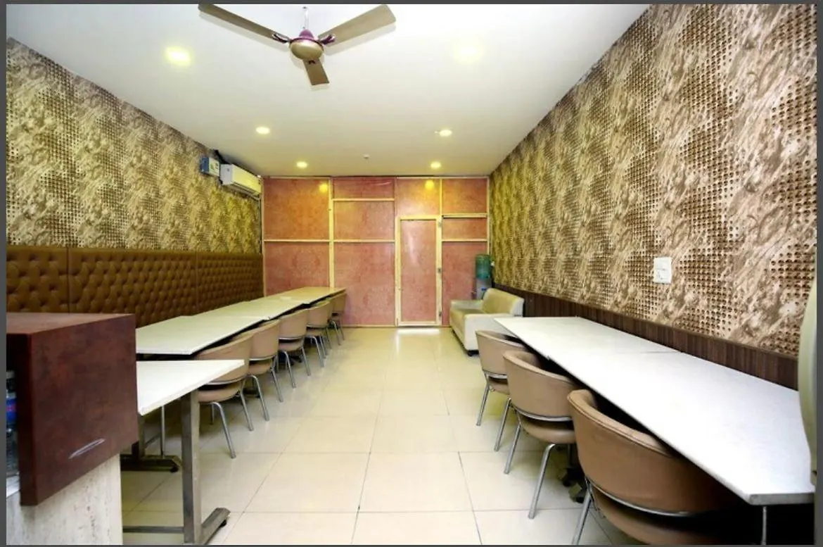 ****  Отель The Pearl Grand, Top Rated & Most Awarded Property In Chandigarh Zirakpur Индия